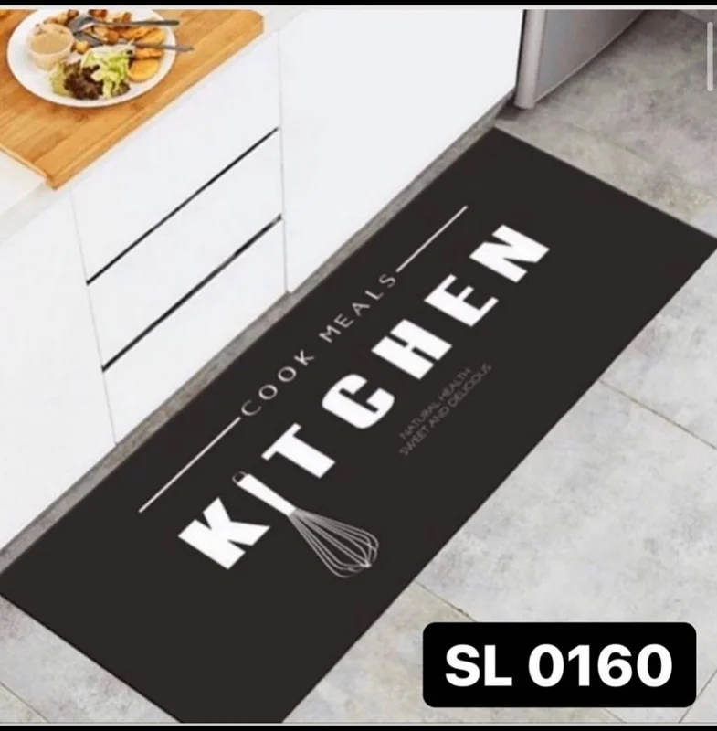 فرشینه آشپزخانه کد SL 0160 طرح اسپرت سیاه و سفید